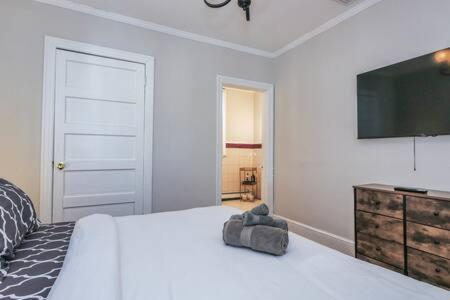 Luxe Bartram Beach Retreat 4bd - 3ba Atlantic City