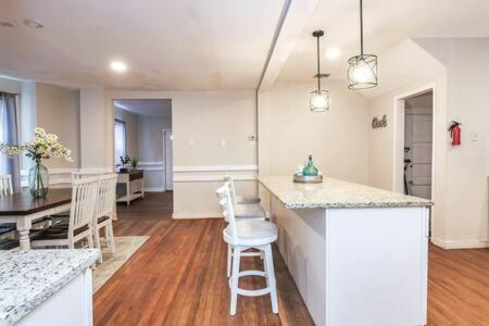 Luxe Bartram Beach Retreat 4bd - 3ba * Atlantic City